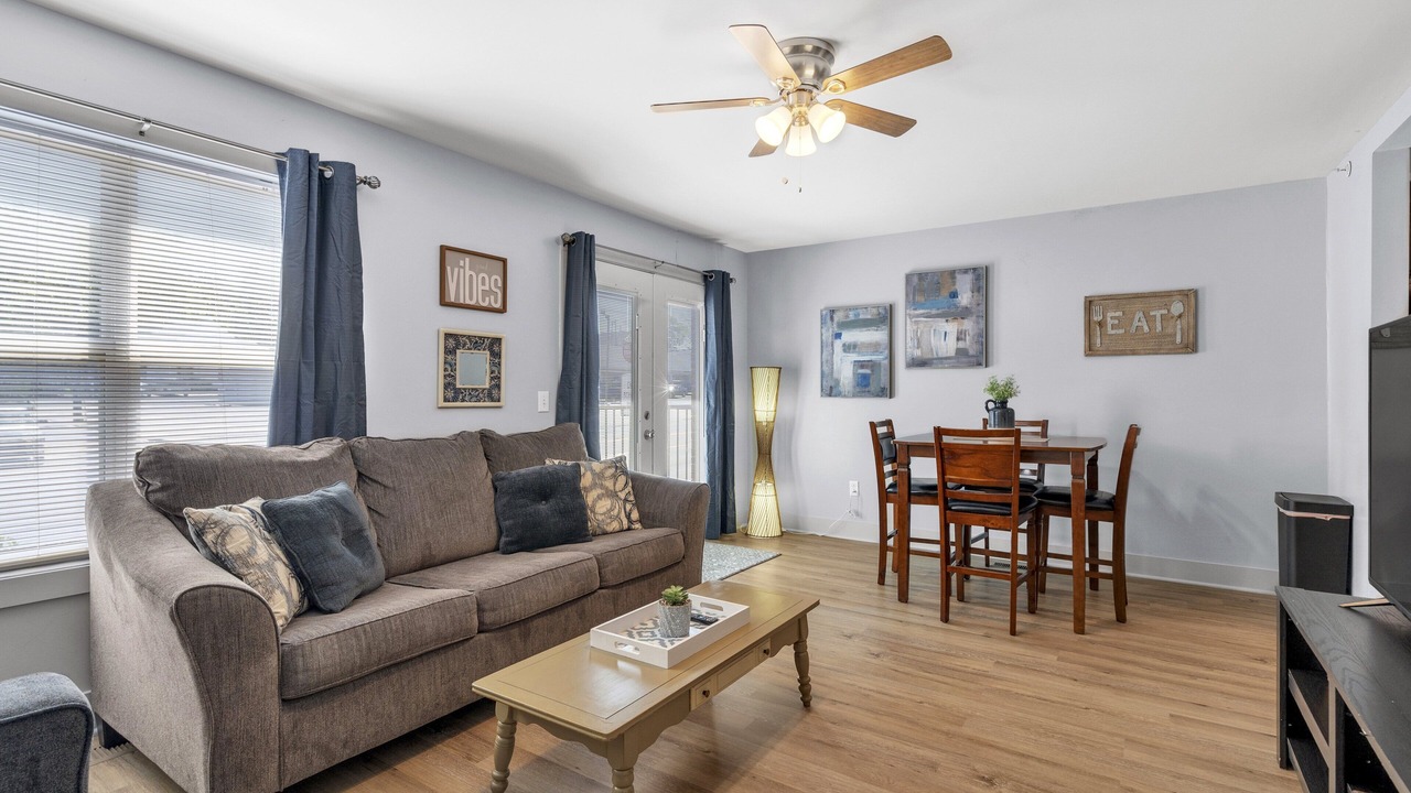 Photo of Livingroom in Fredericton