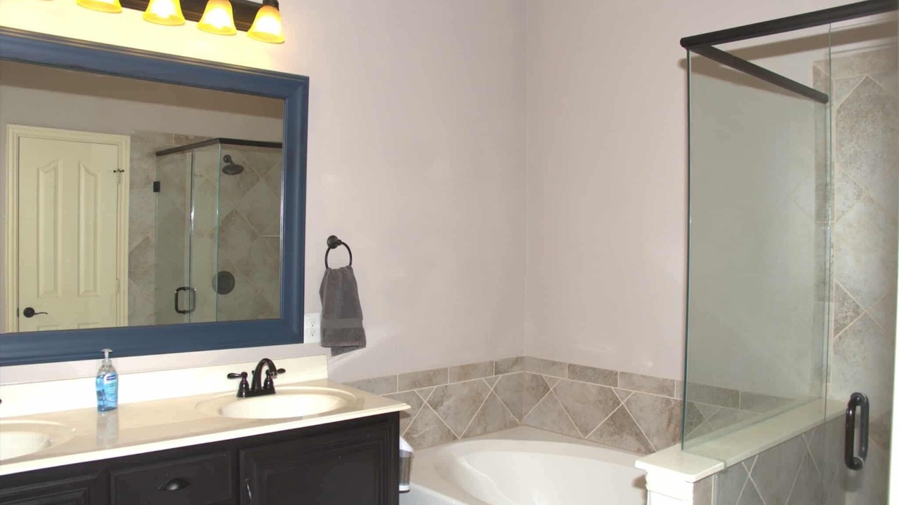 Photo of Bathroom in Little Elm