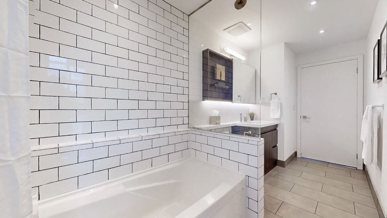Photo of Bathroom in Fort York