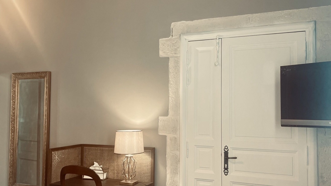 Photo of Bedroom in Aigues-Mortes Medieval City