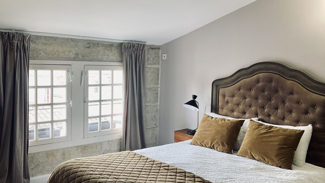 Photo of Bedroom in Aigues-Mortes Medieval City