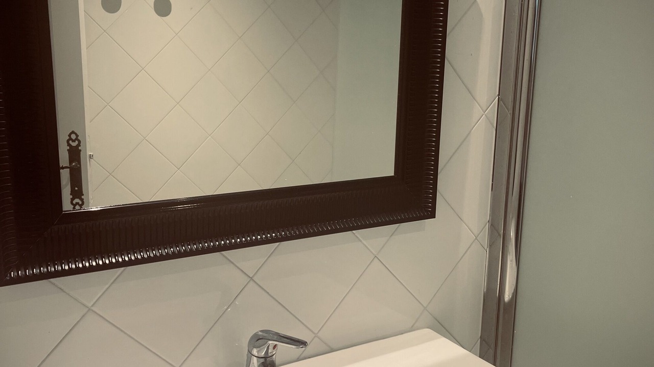 Photo of Bathroom in Aigues-Mortes Medieval City