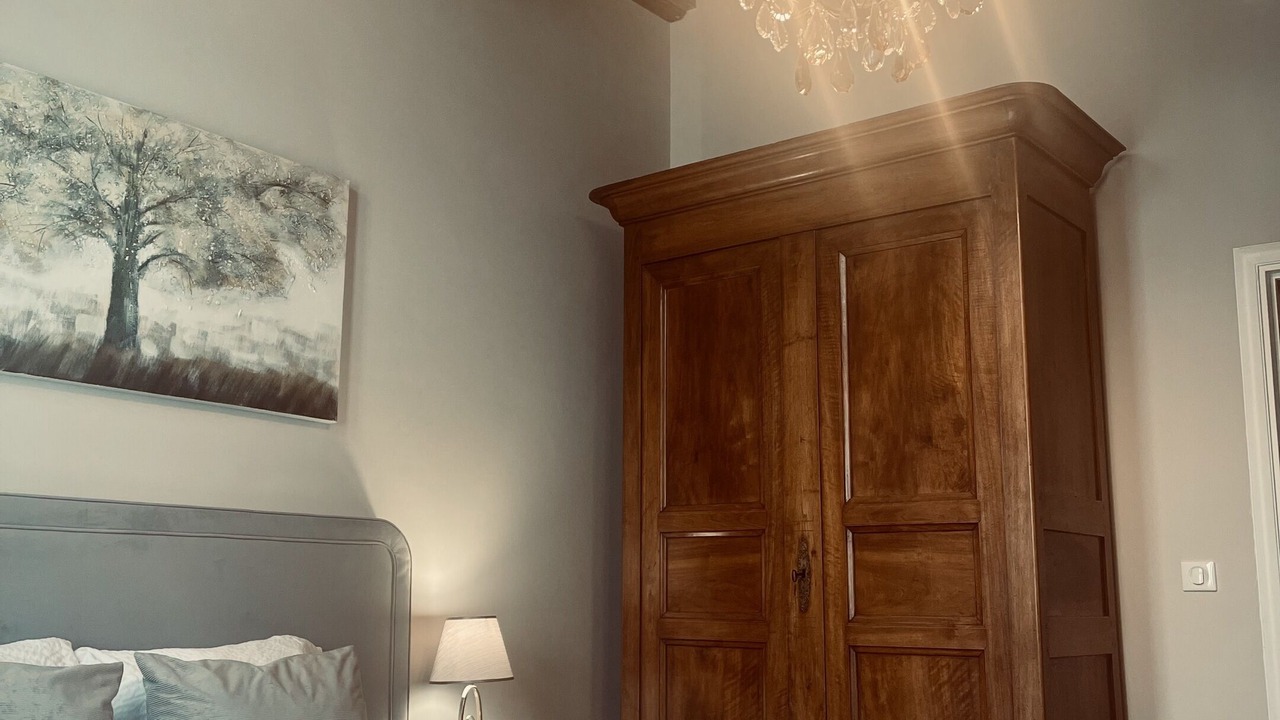 Photo of Bedroom in Aigues-Mortes Medieval City