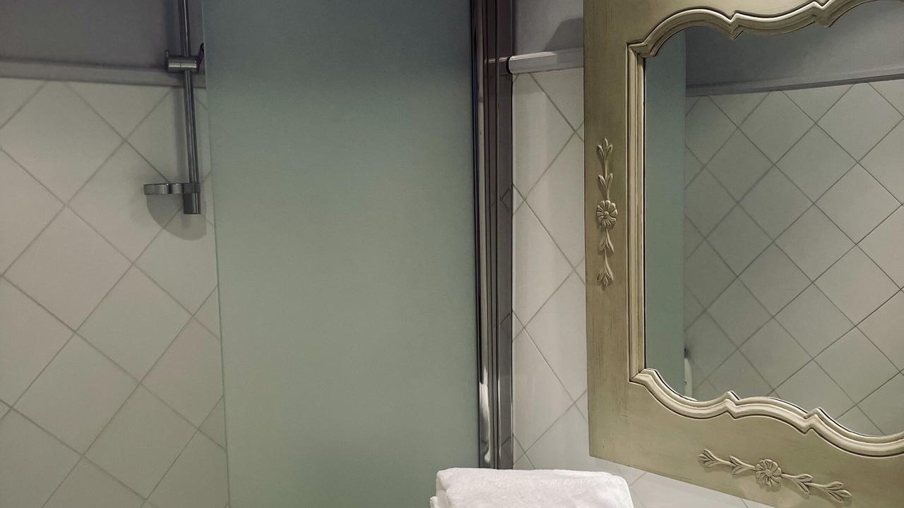 Photo of Bathroom in Aigues-Mortes Medieval City