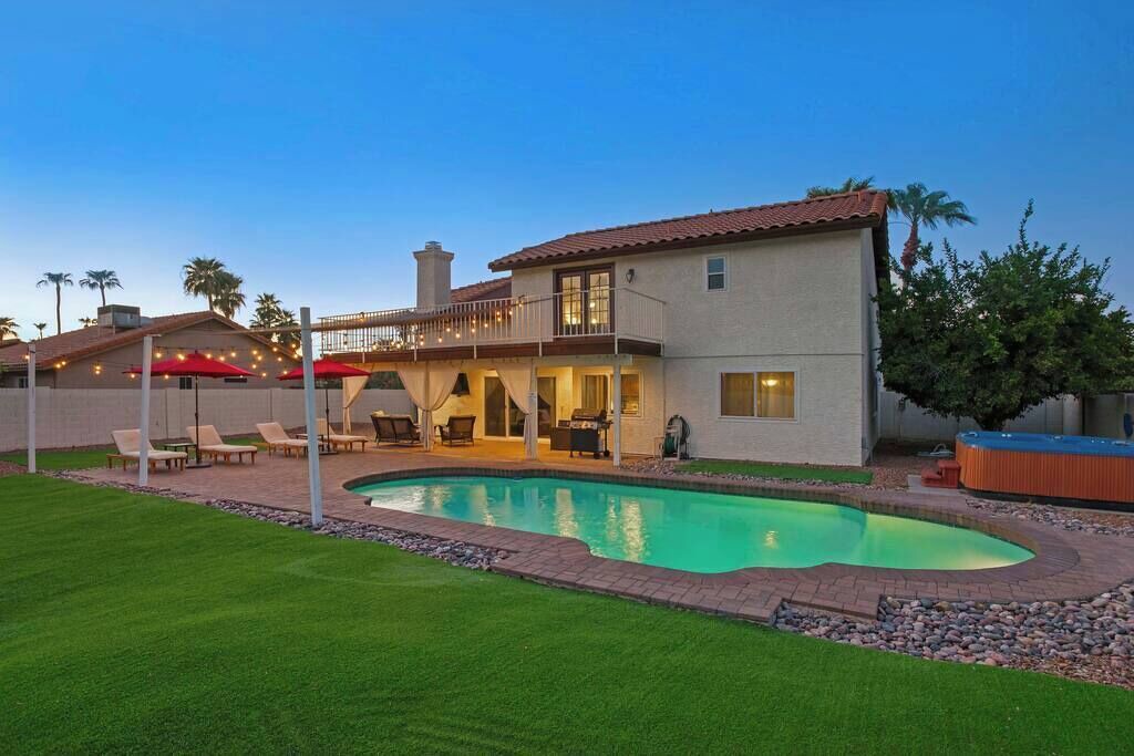 Photo of Outdoor in Sunset Ridge