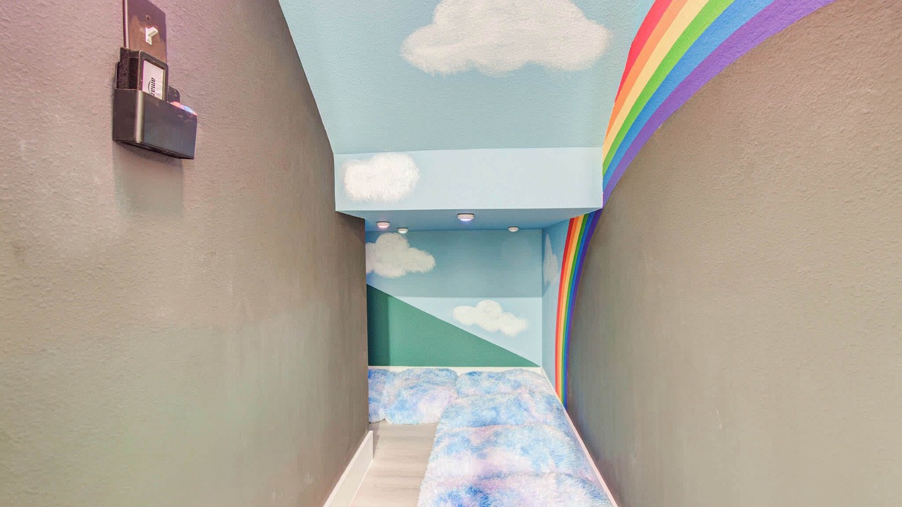 Photo of Bedroom in Alden Bridge