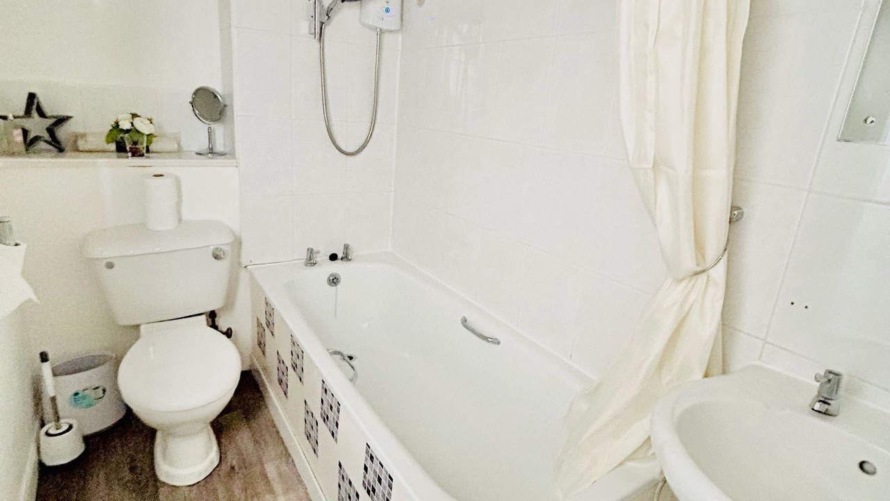 Photo of Bathroom in Shotts