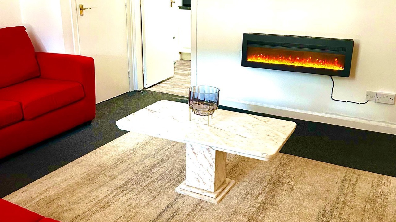 Photo of Others in Shotts