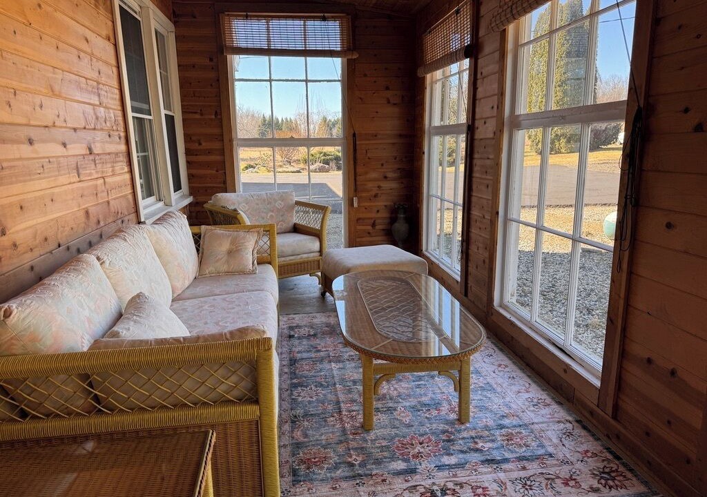 Photo of Livingroom in Lanesborough