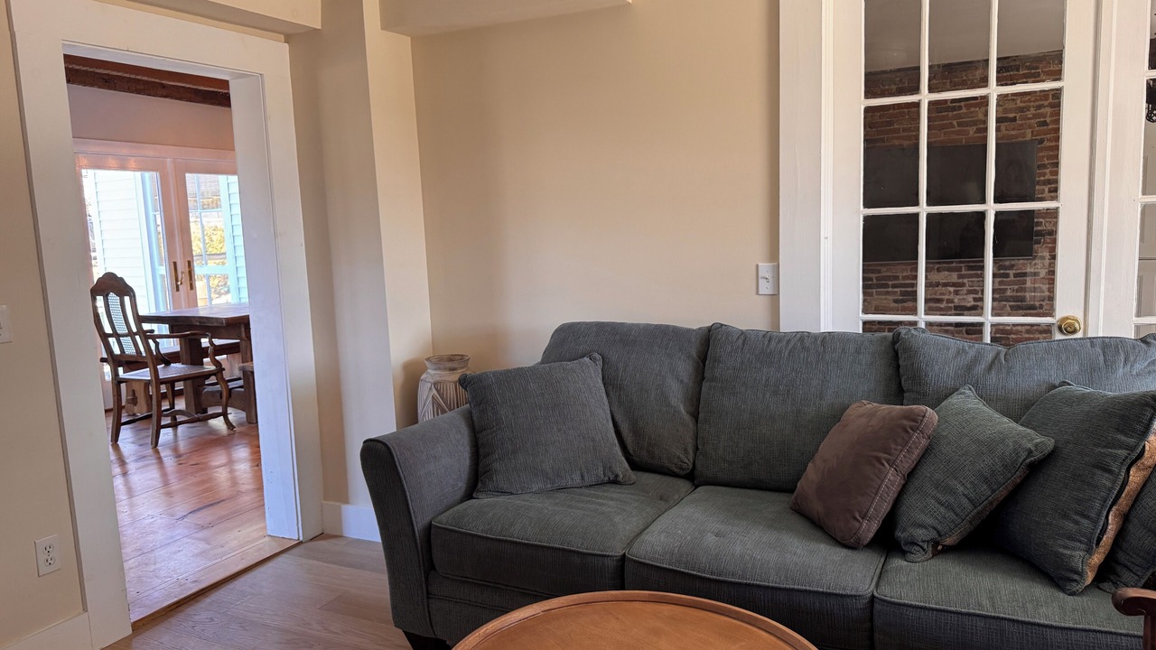 Photo of Livingroom in Lanesborough