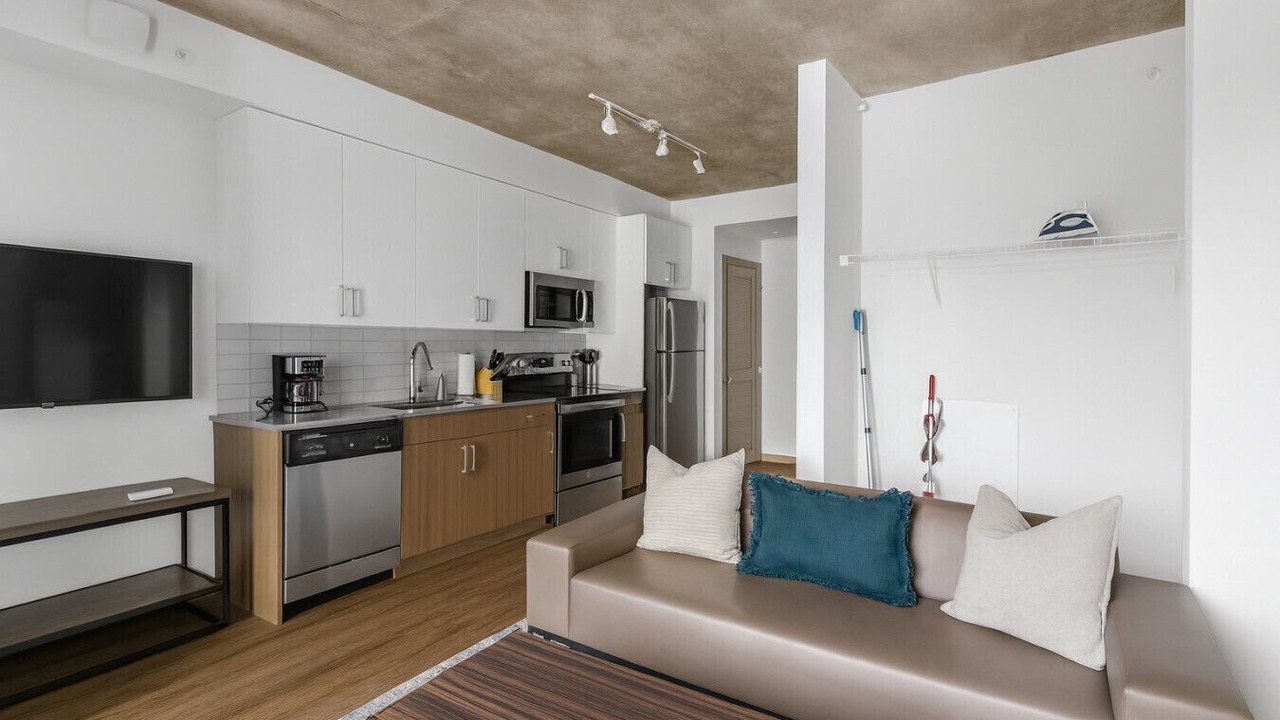Photo of Livingroom in Five Points South