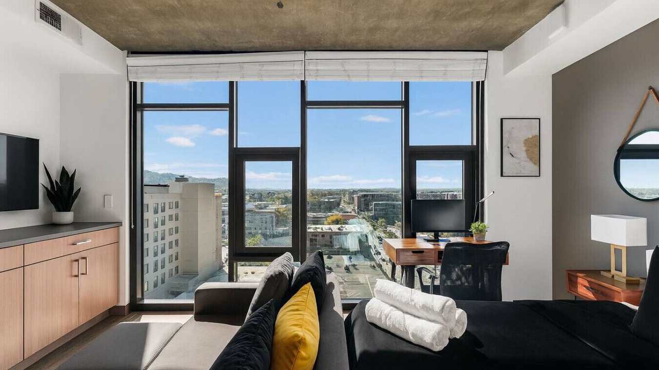 Photo of Livingroom in Five Points South