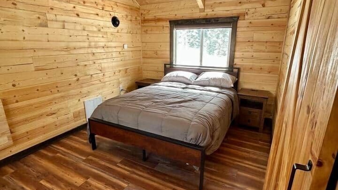 Photo of Bedroom in Cooke City-Silver Gate