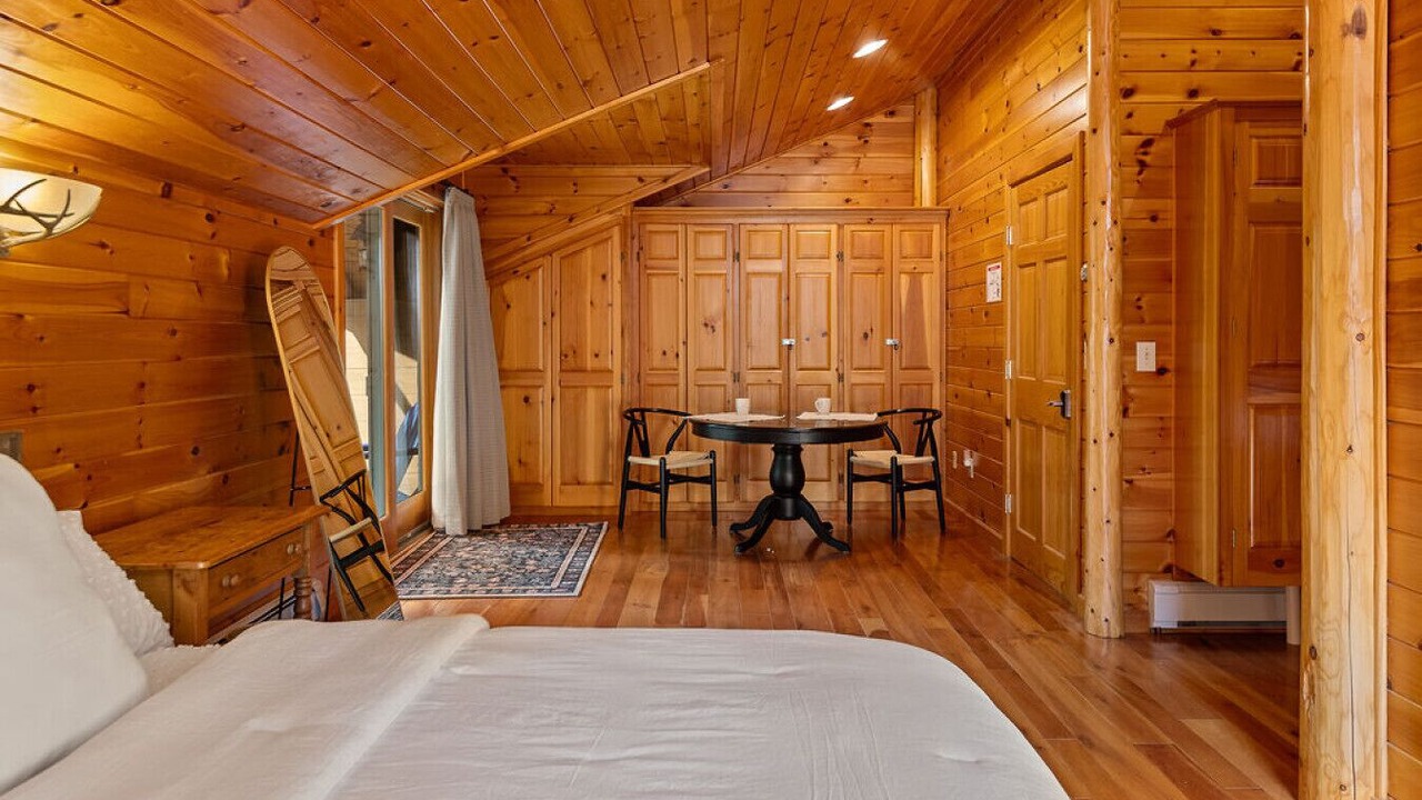 Photo of Bedroom in Bethel