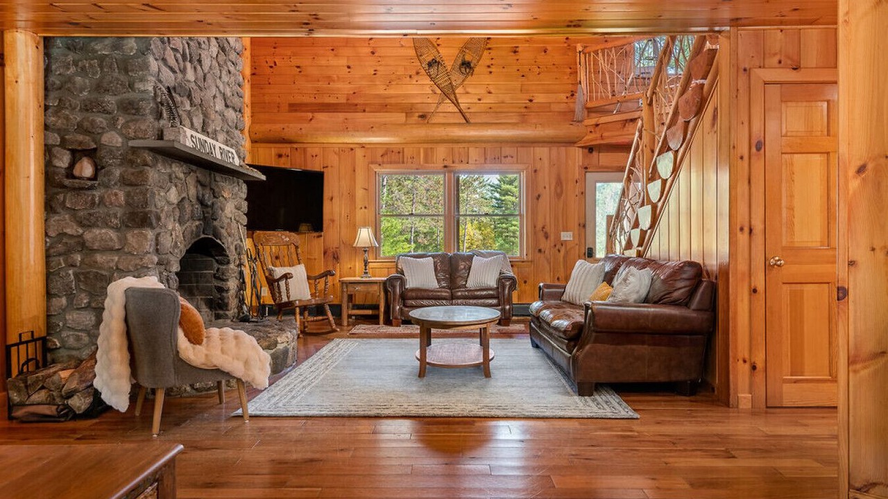 Photo of Livingroom in Bethel