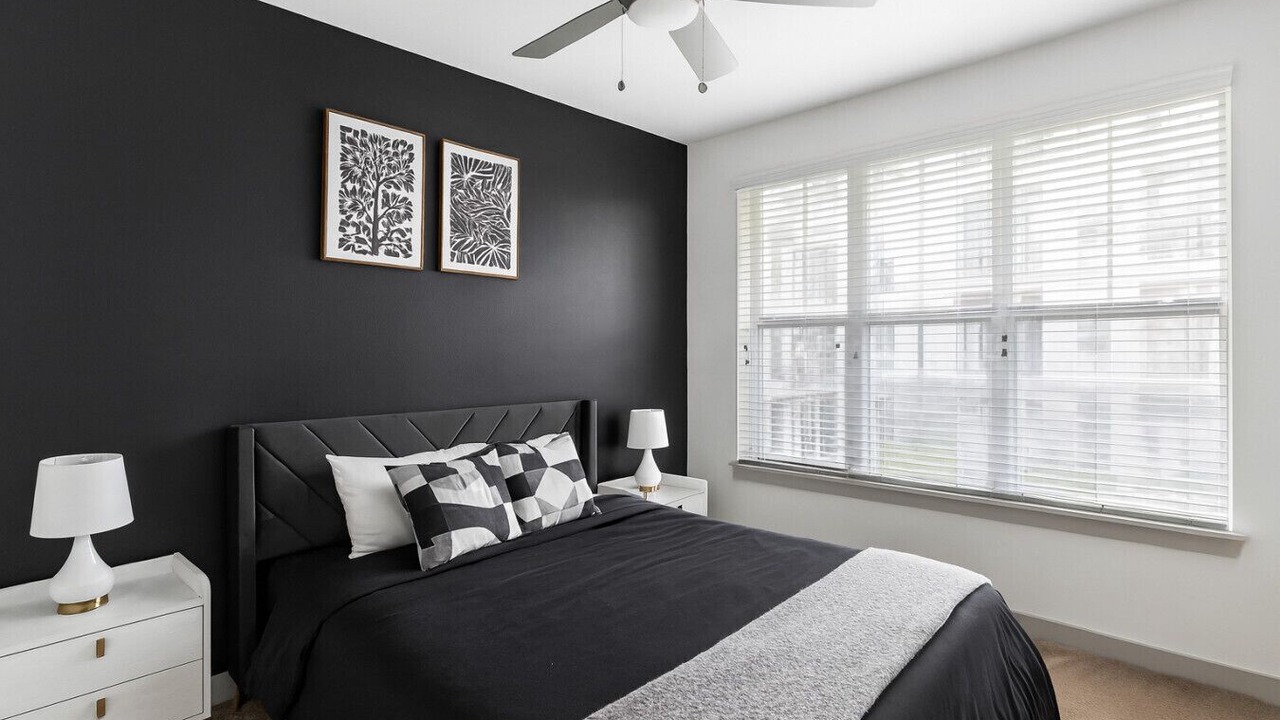 Photo of Bedroom in Forest Park