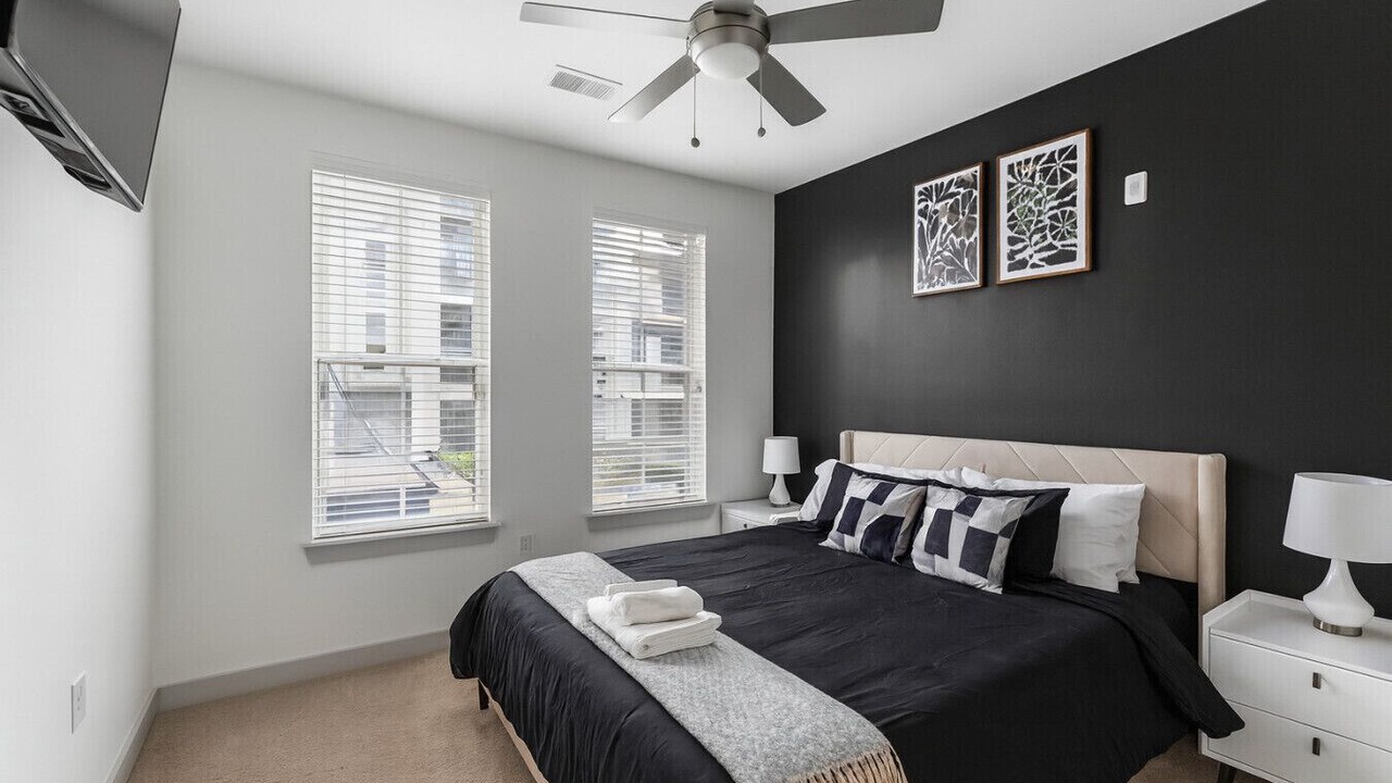 Photo of Bedroom in Forest Park