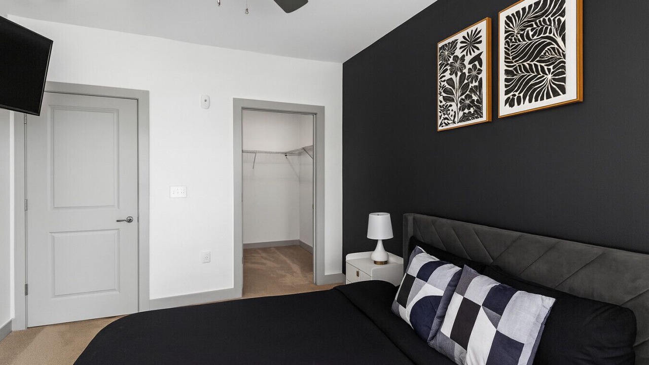 Photo of Bedroom in Forest Park