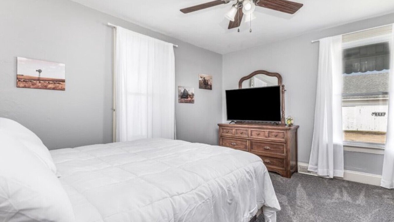 Photo of Bedroom in Shullsburg