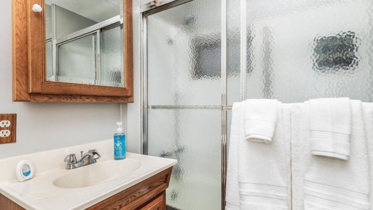 Photo of Bathroom in Shullsburg