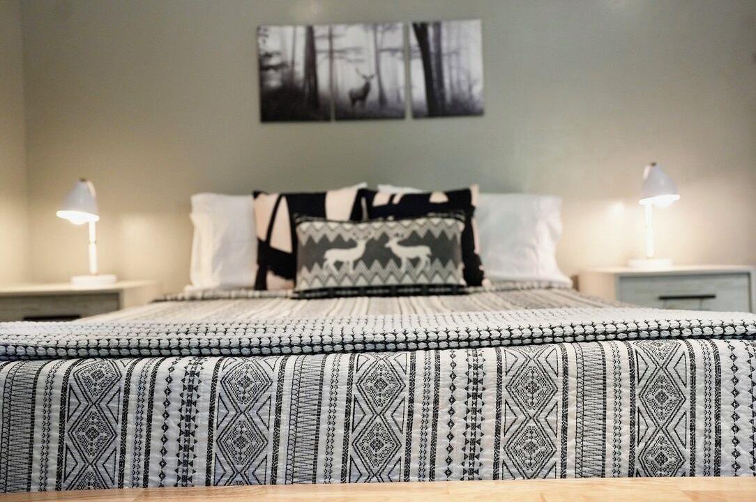 Photo of Bedroom in Idyllwild