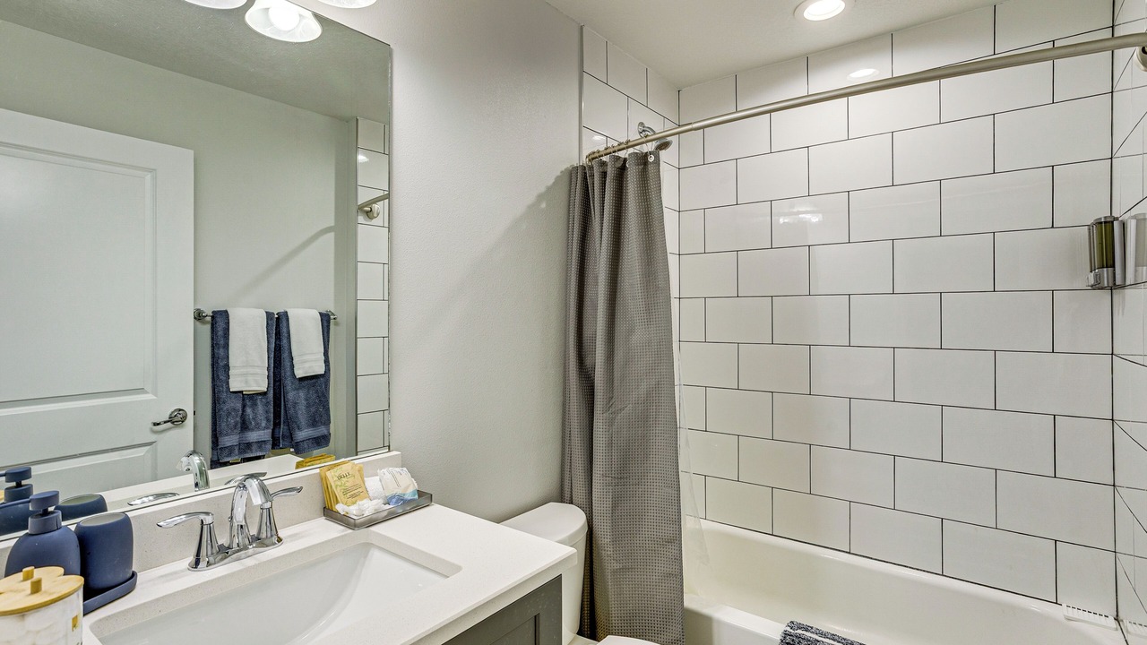 Photo of Bathroom in Hunt Club