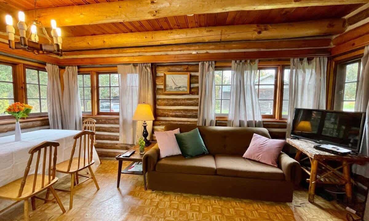 Photo of Livingroom in Rosedale