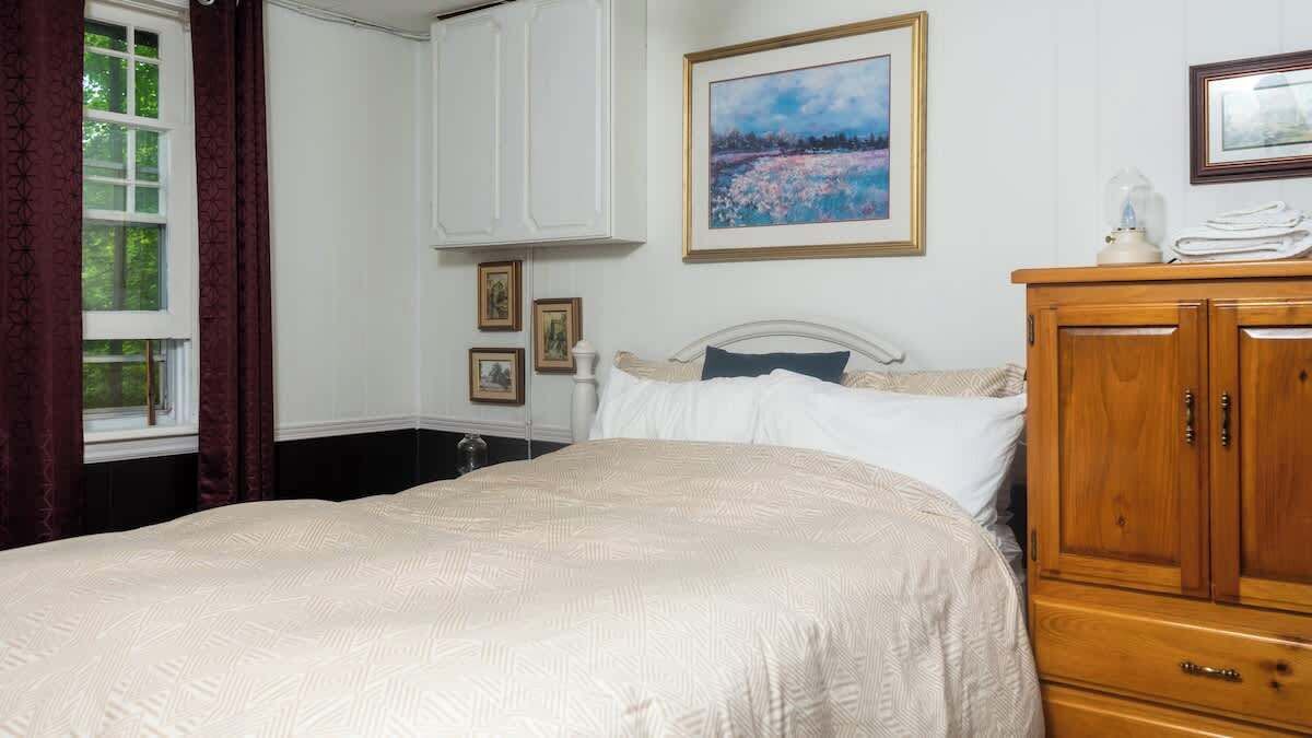 Photo of Bedroom in Tay Valley