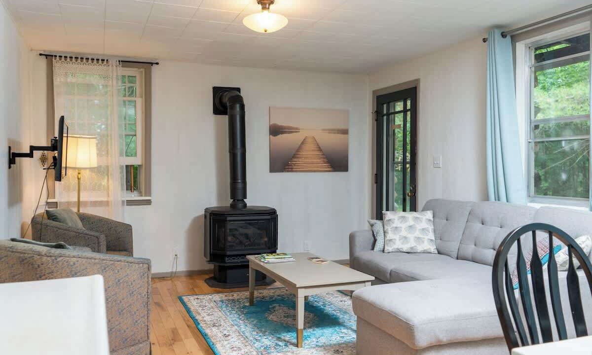Photo of Livingroom in Tay Valley