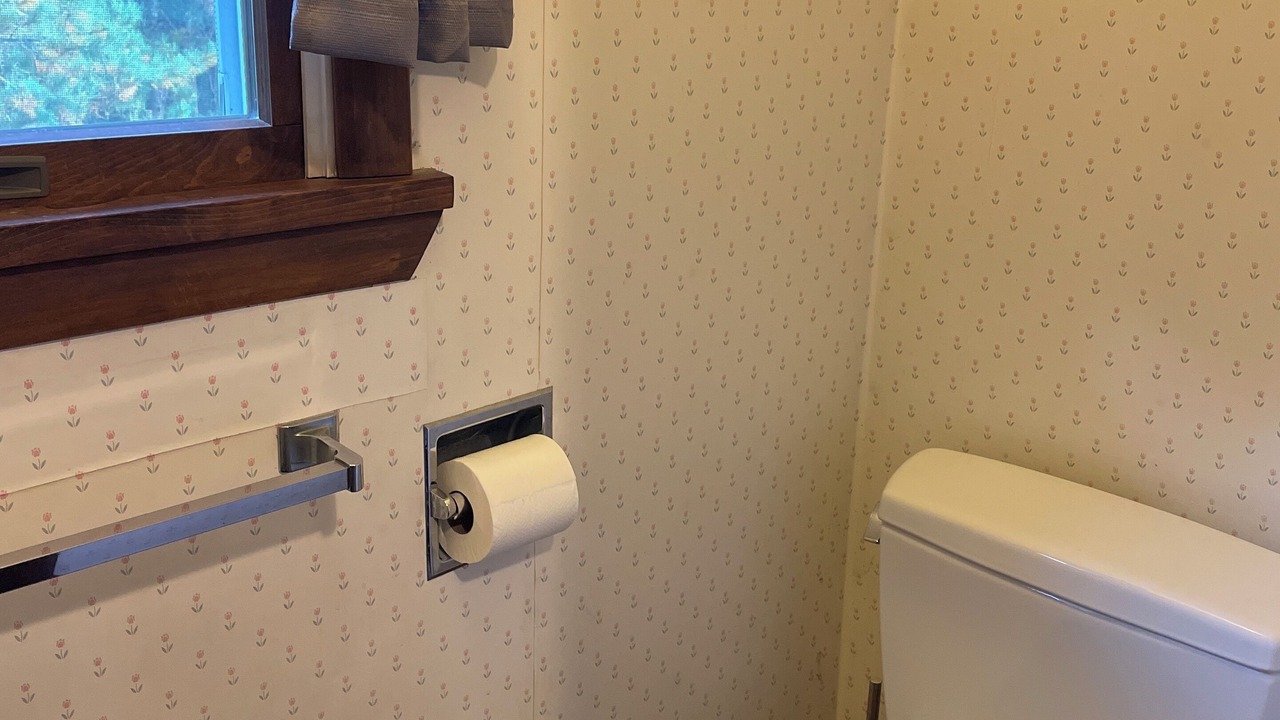 Photo of Bathroom in Bakersfield