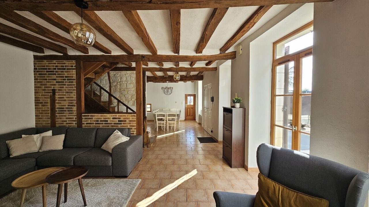 Photo of Livingroom in Lureuil