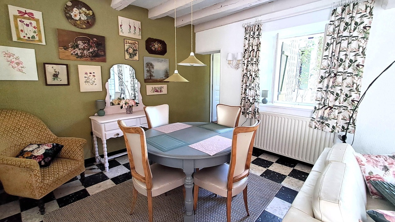 Photo of Others in Cuzion