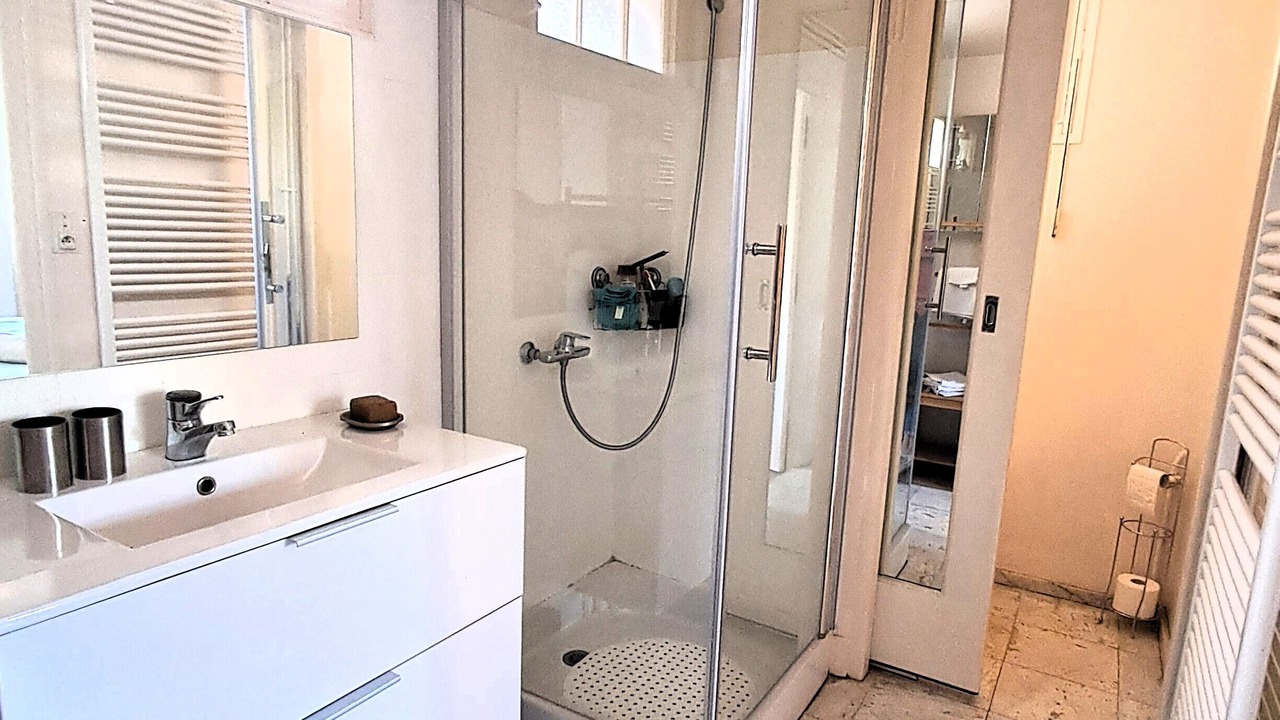 Photo of Bathroom in Cuzion