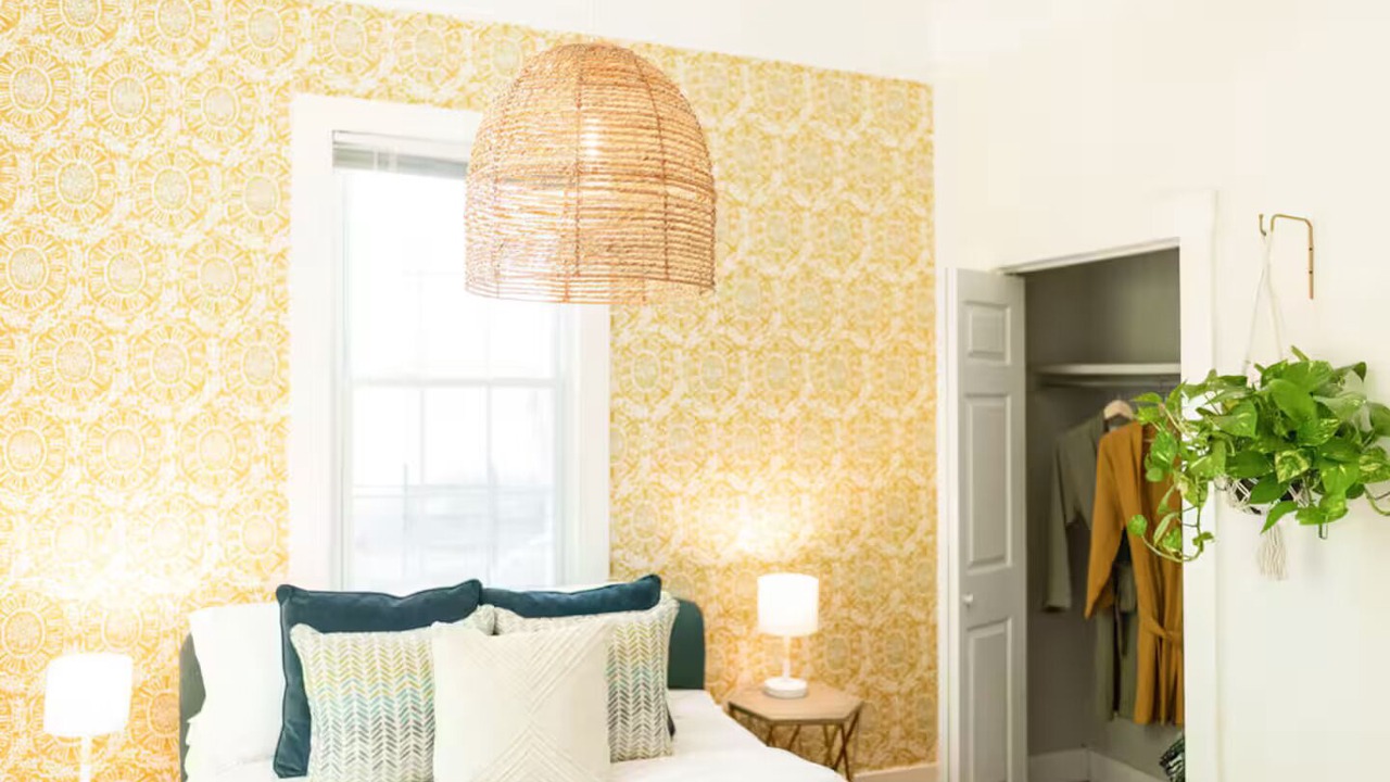 Photo of Bedroom in Metropolitan