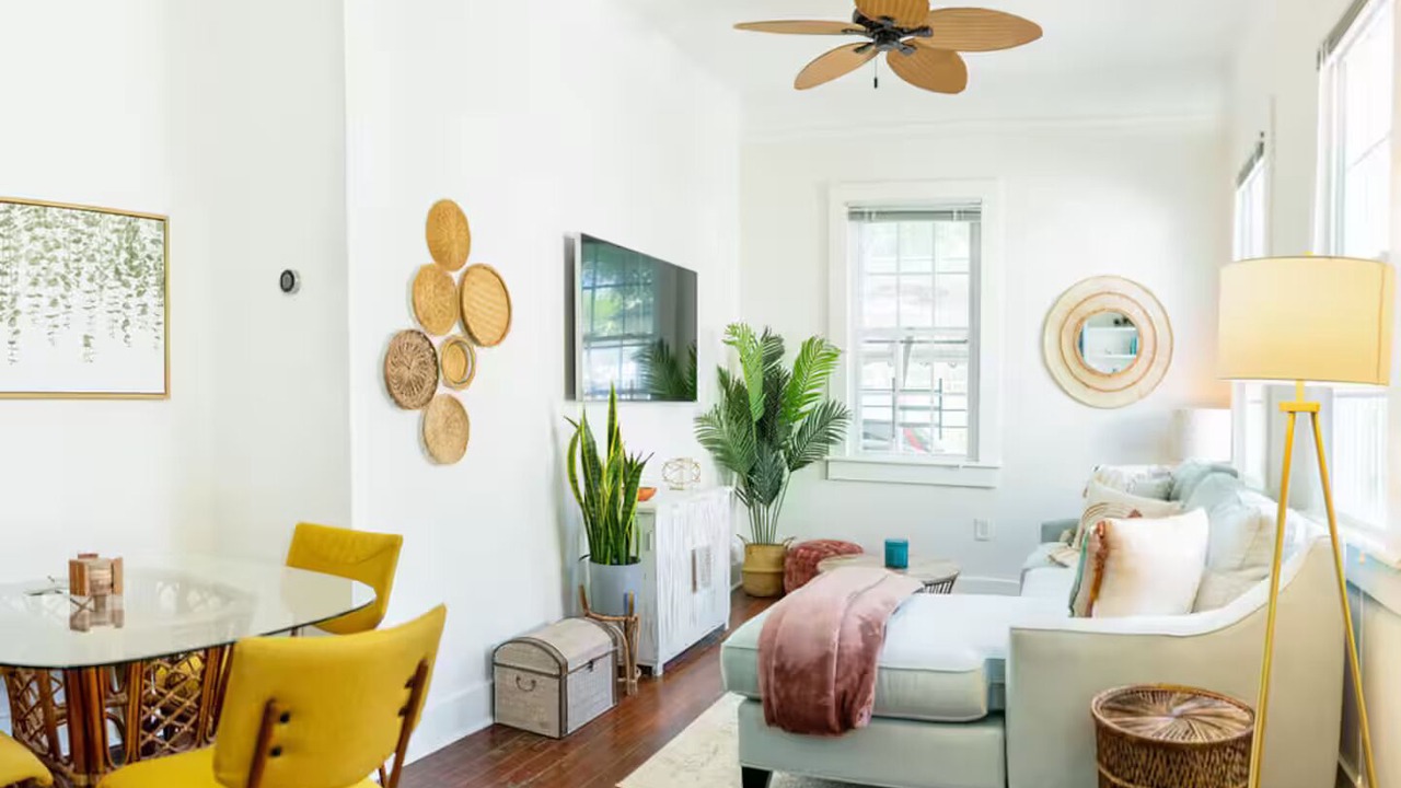 Photo of Livingroom in Metropolitan