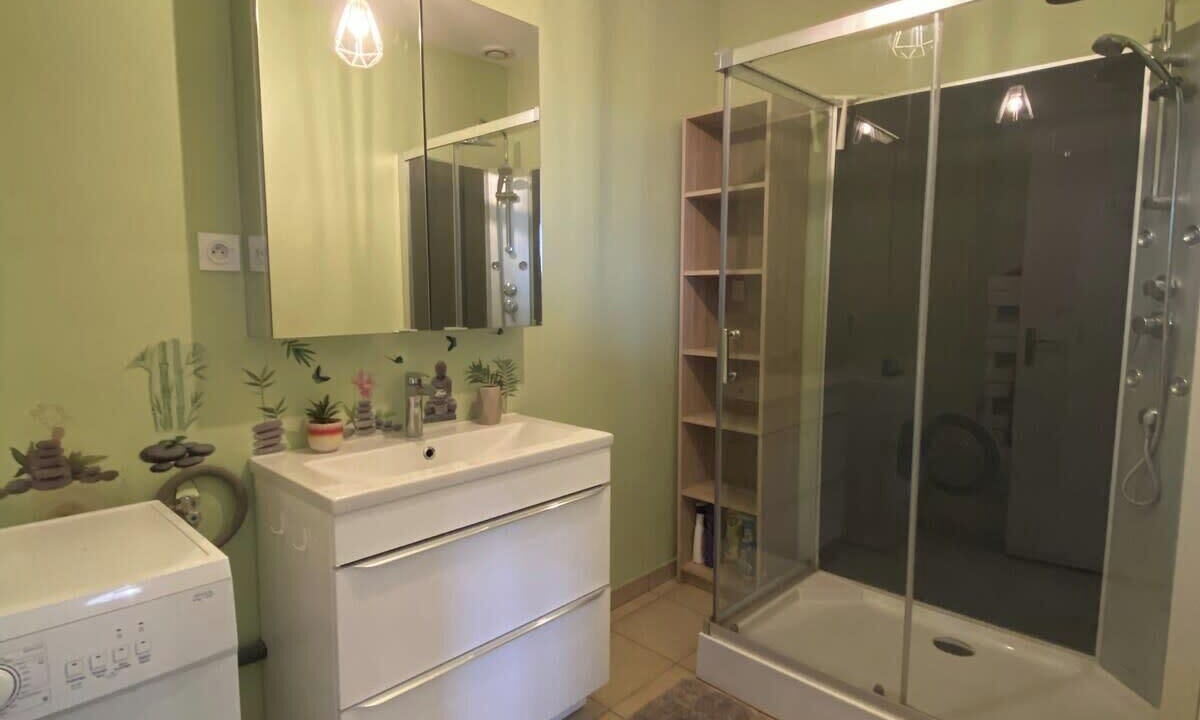 Photo of Bathroom in Le Blanc