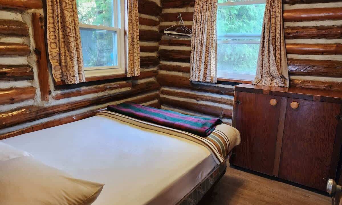 Photo of Bedroom in Rosedale