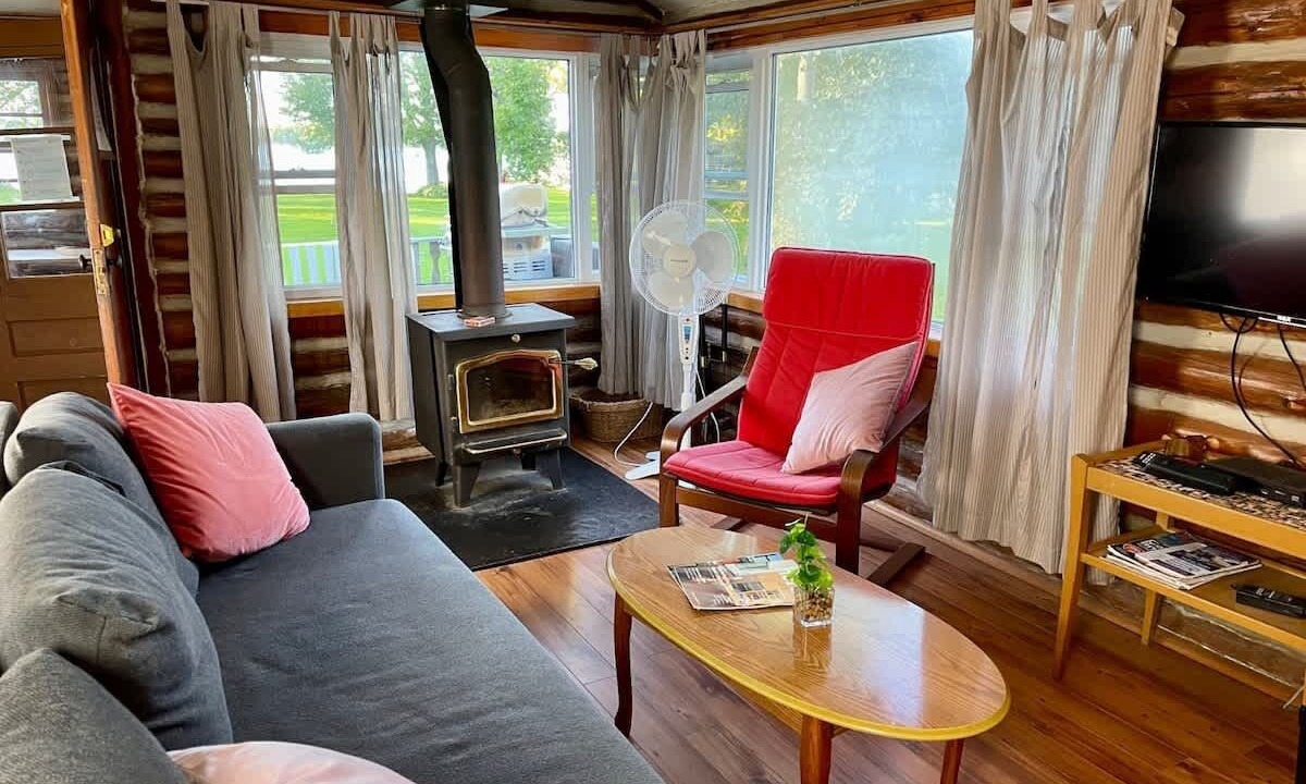 Photo of Livingroom in Rosedale