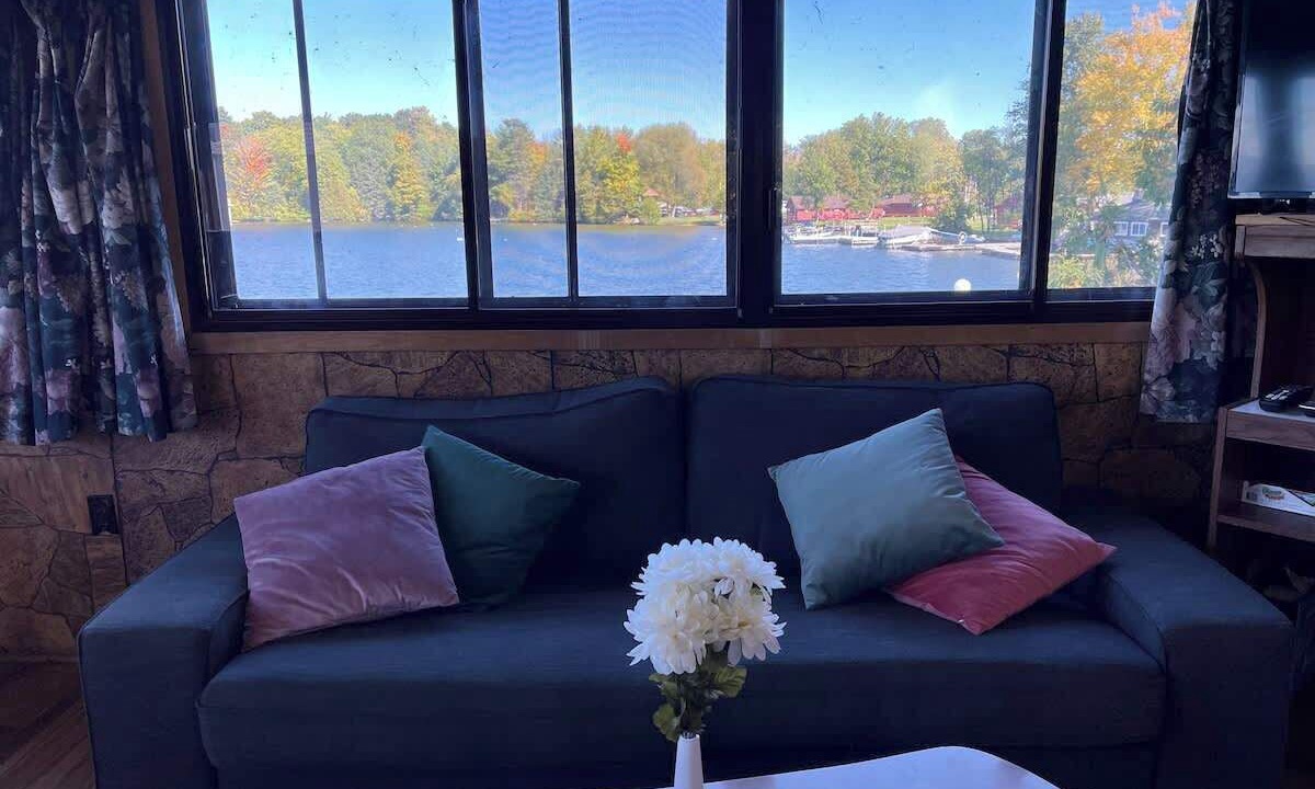 Photo of Livingroom in Rosedale
