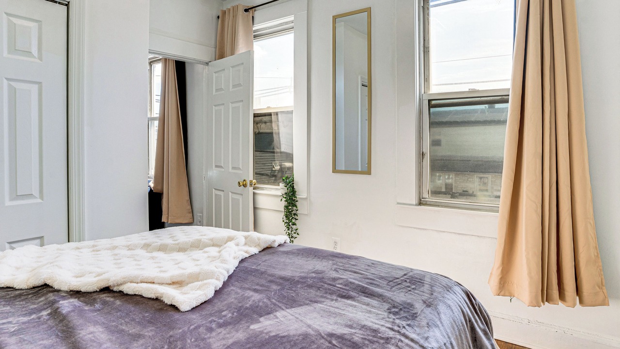 Photo of Bedroom in Lodi
