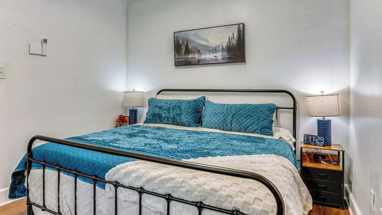 Photo of Bedroom in Lodi