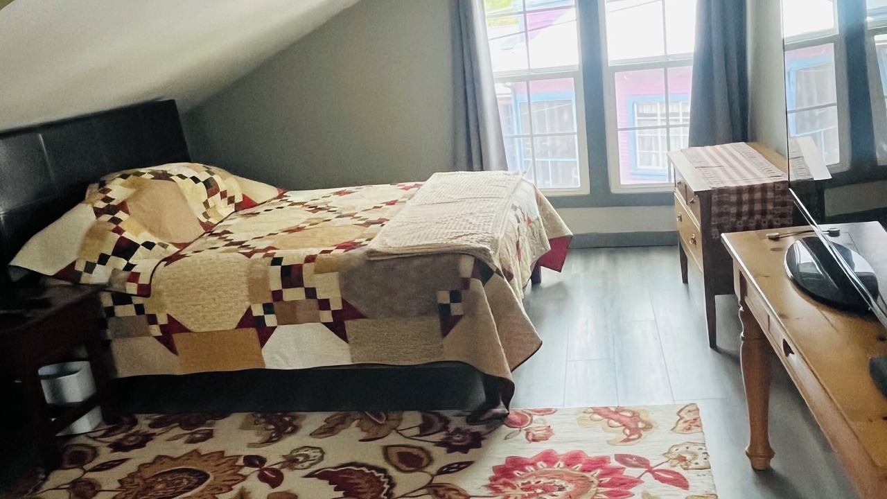Photo of Bedroom in Brewery Gulch