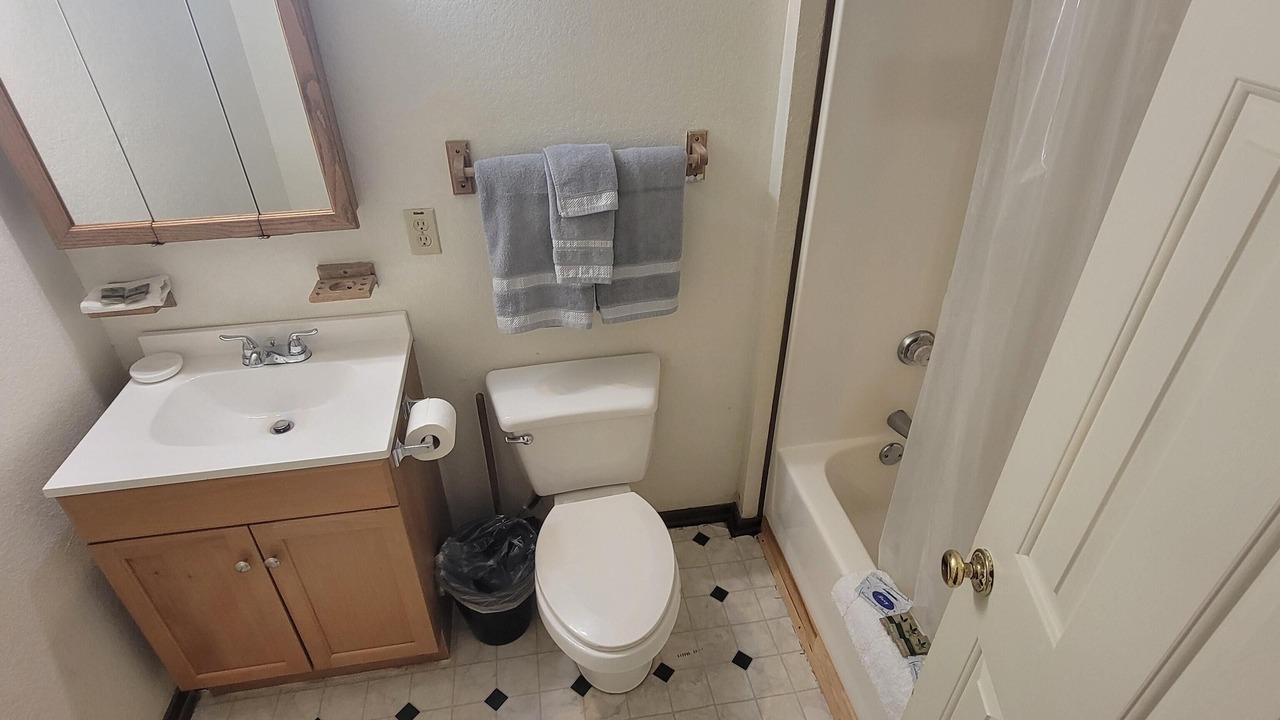 Photo of Bathroom in West Tawakoni