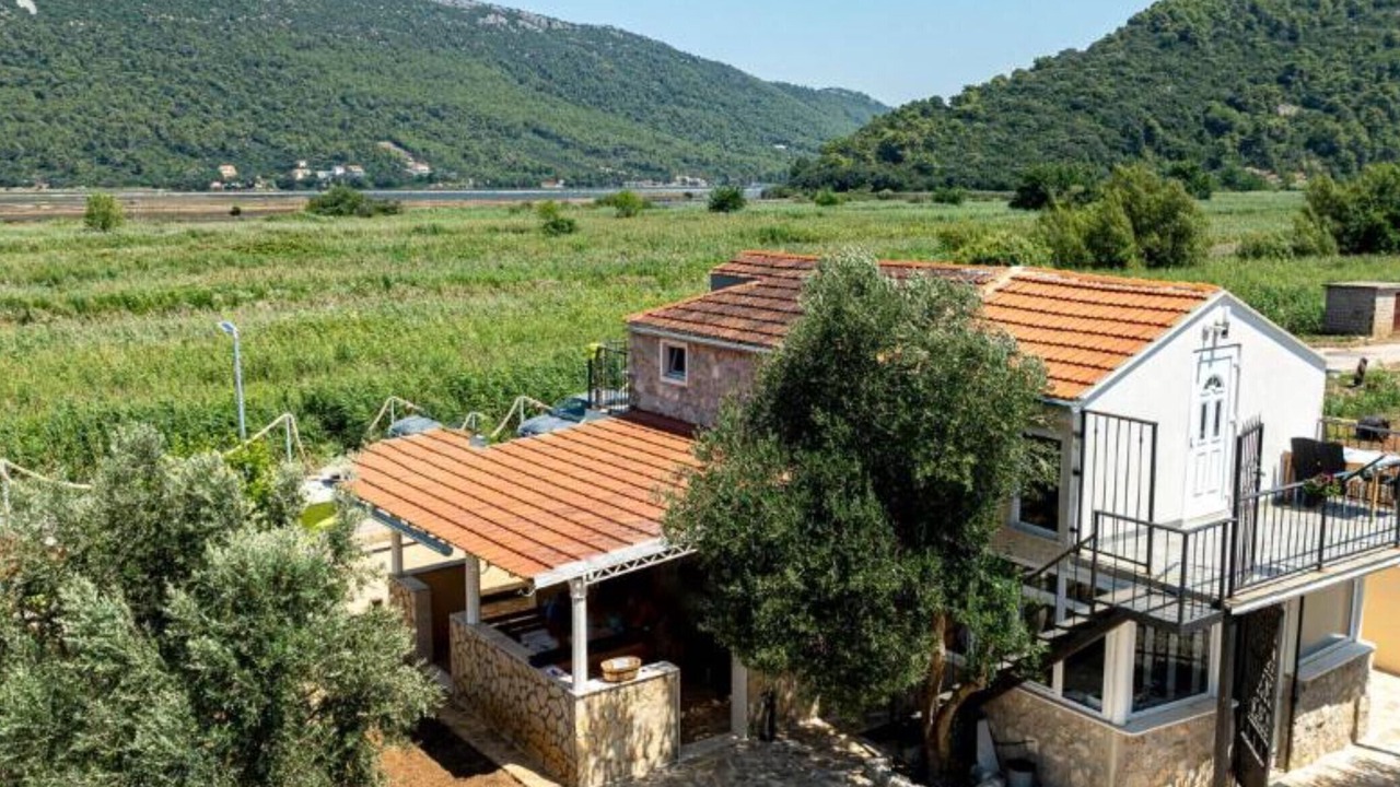 Photo of Outdoor in Kobas