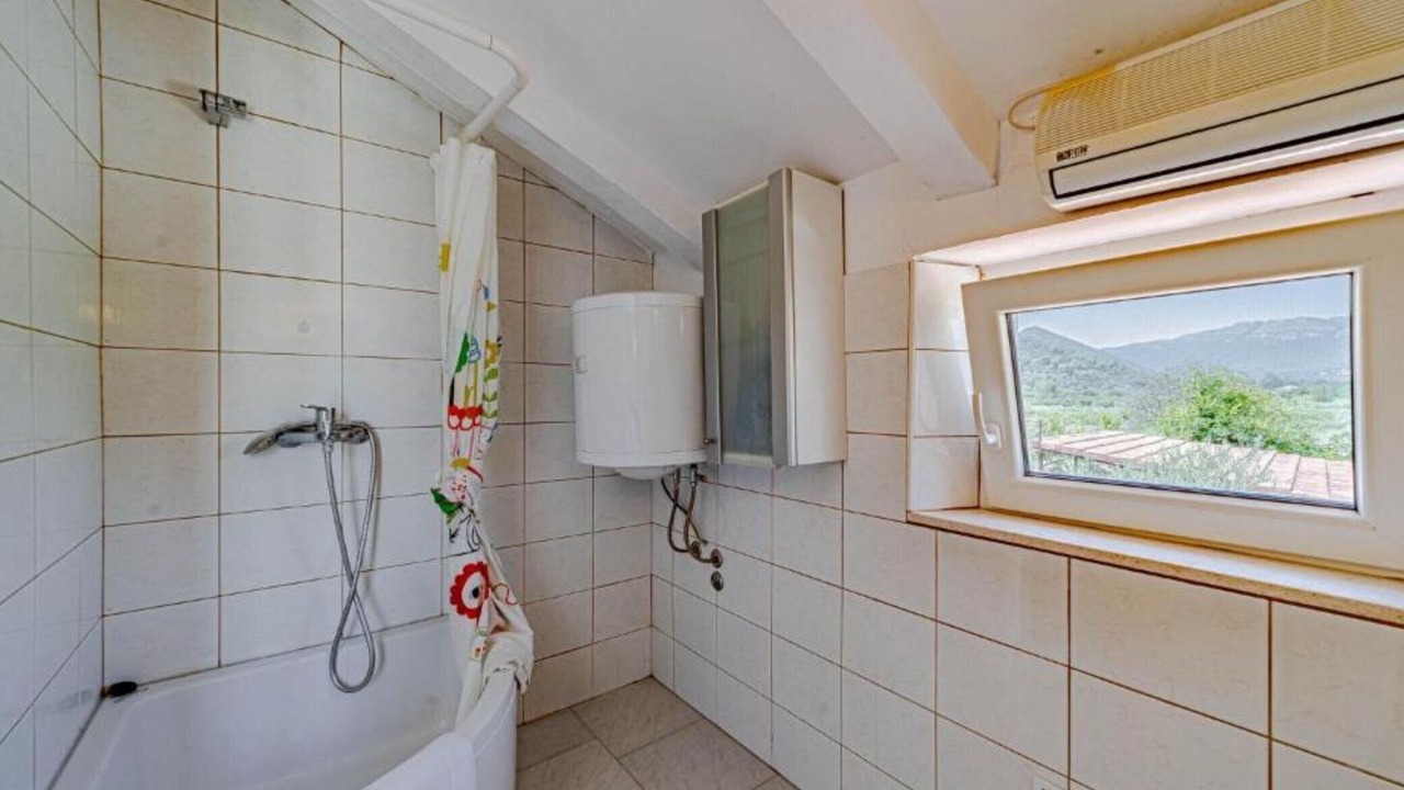 Photo of Bathroom in Kobas
