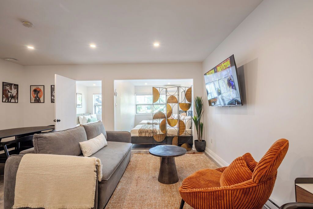 Photo of Livingroom in Latin Quarter