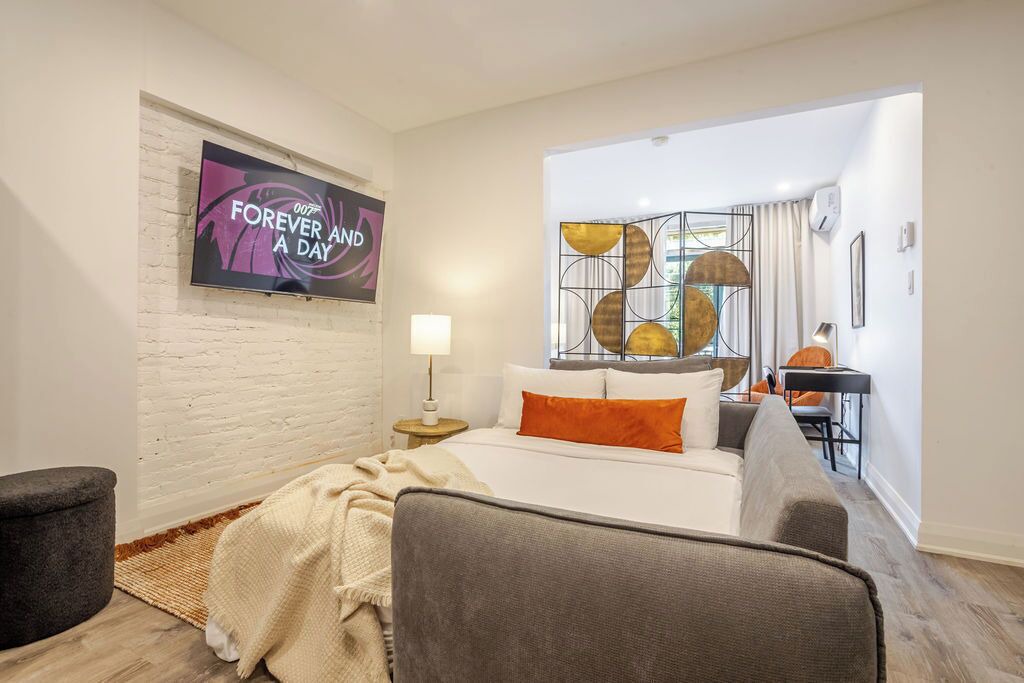 Photo of Livingroom in Latin Quarter