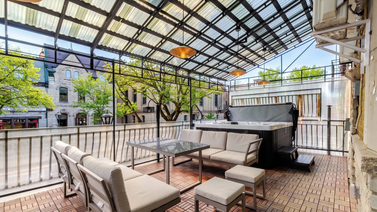 Photo of Patio Balcony in Latin Quarter