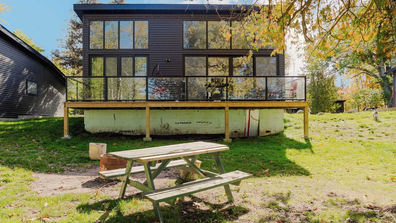 Photo of Outdoor in Lakefield