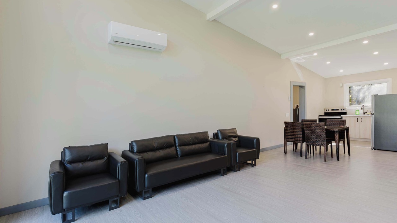 Photo of Livingroom in Lakefield